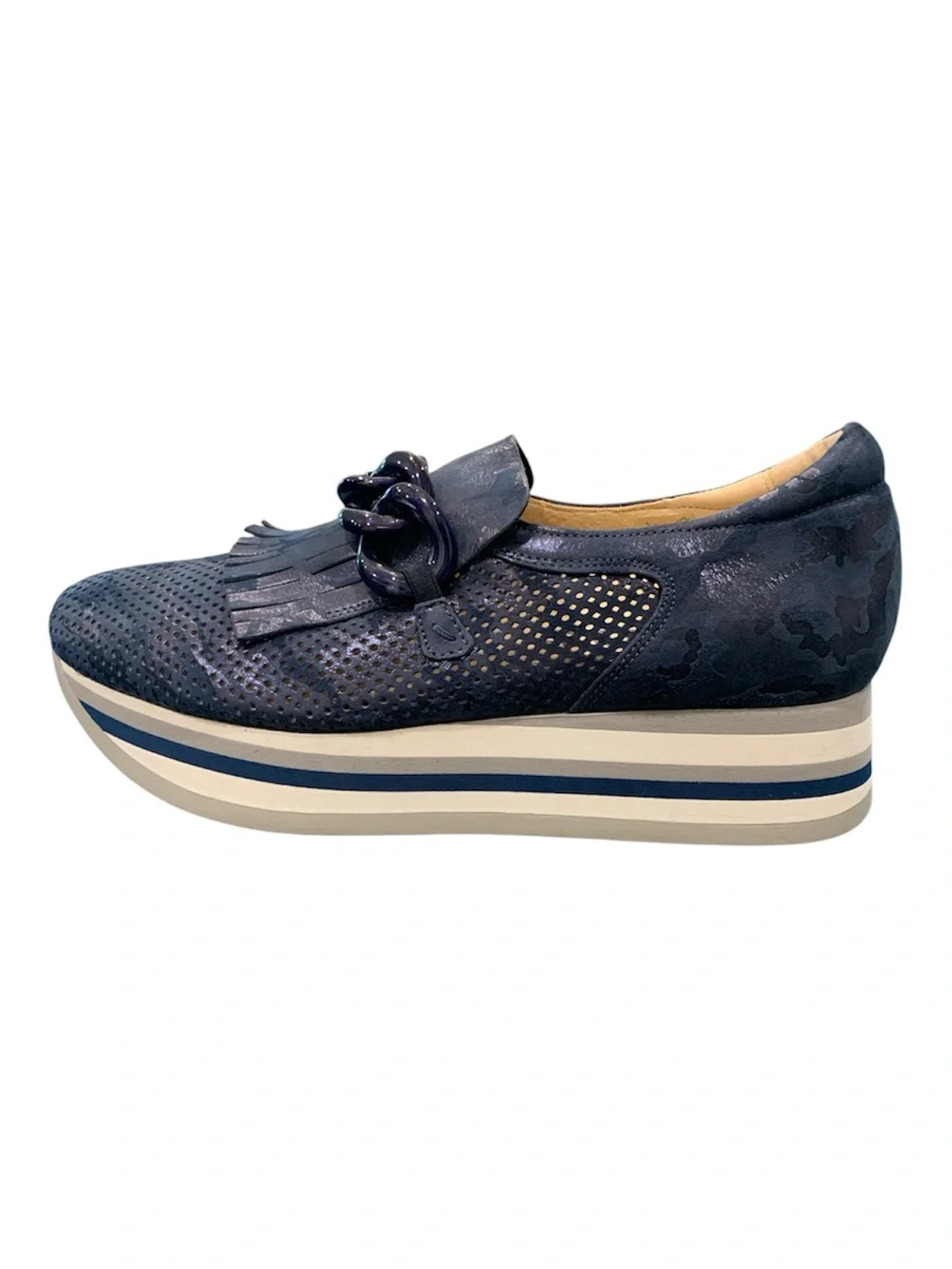 NWOT Softwaves Cadie Metallic Leather Slip On Platform Sneaker -  Size 9